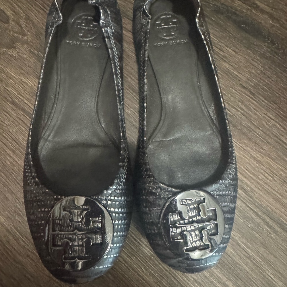 Tory Burch Black Flats Timeless Design